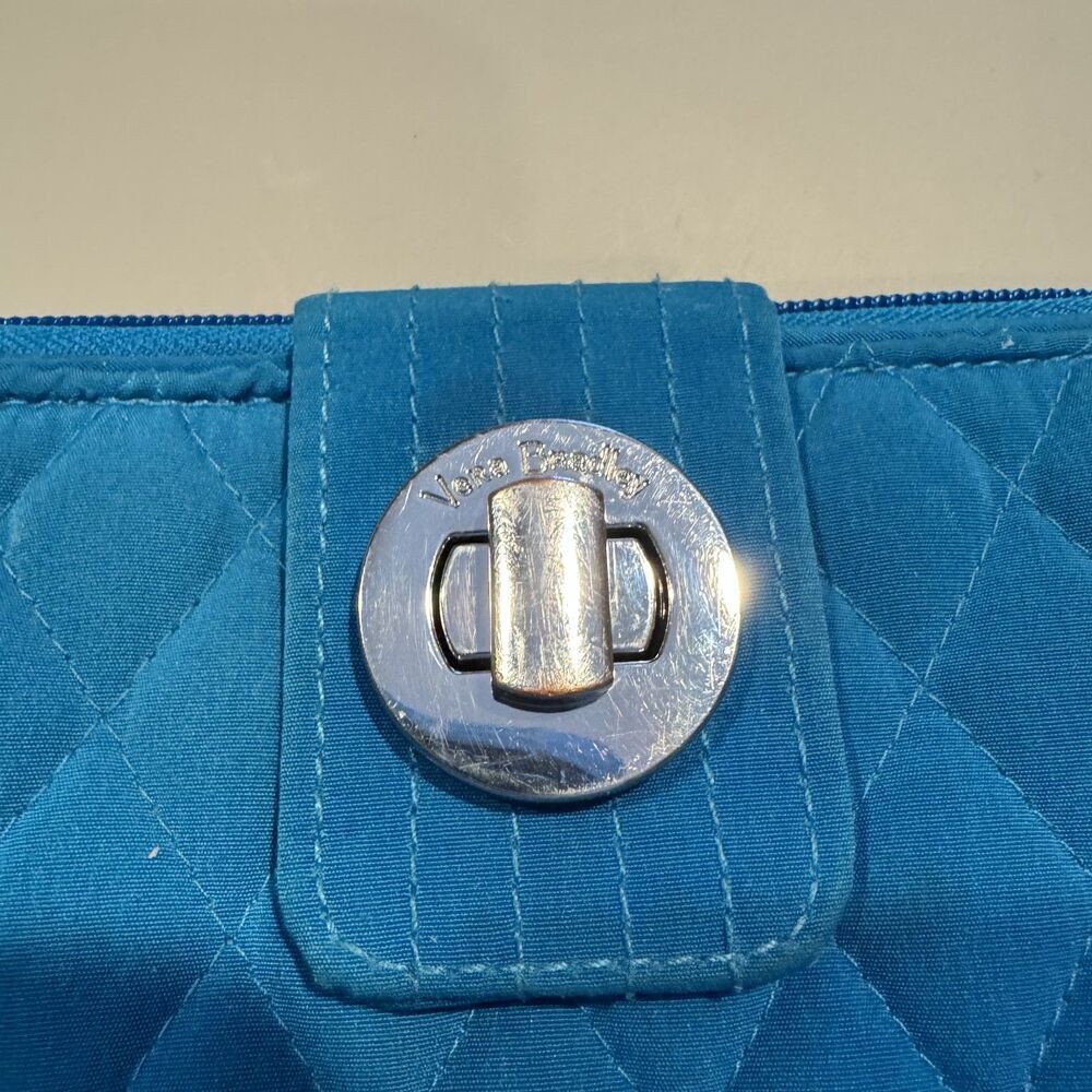 Vera Bradley Wallet Turnlock Quilted Blue Zip Pockets Women Travel Card Slots - Picture 4 of 8